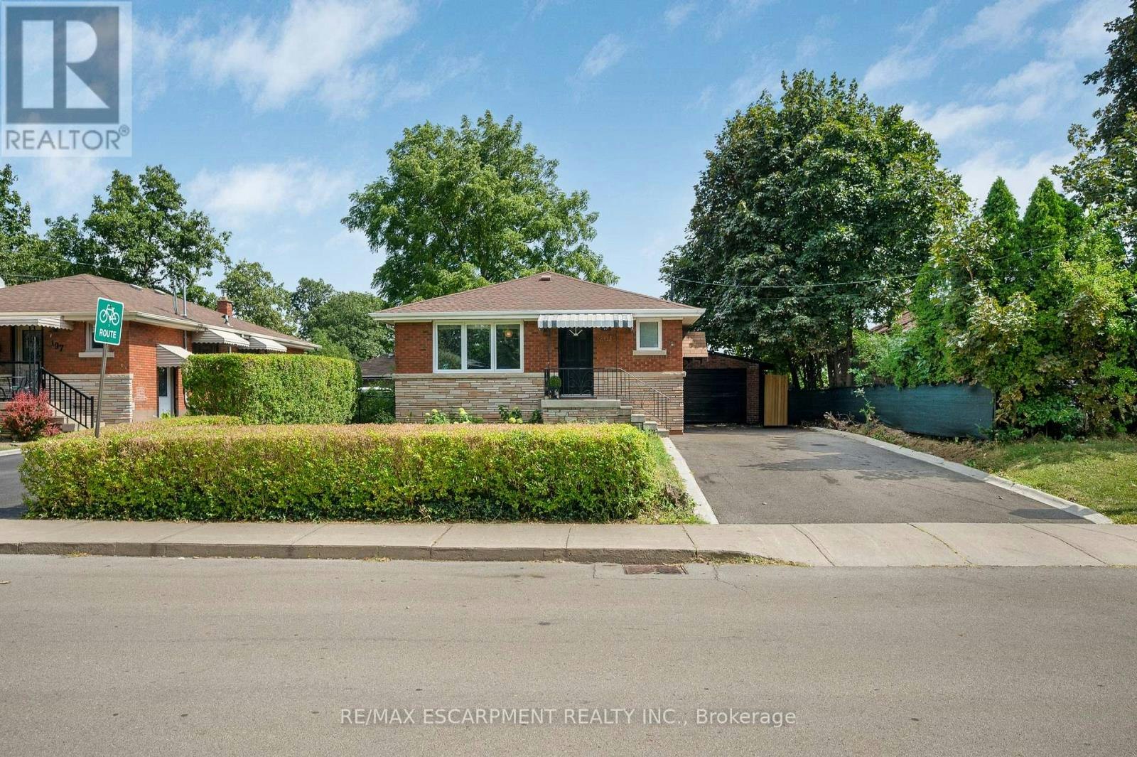 201 Terrace Drive, Hamilton, ON, L9A 2Z2