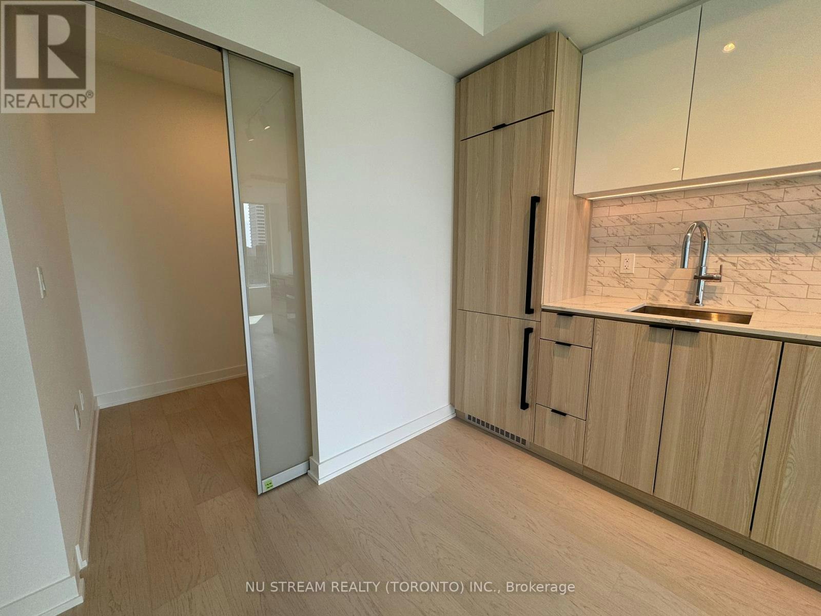 2912-252 Church Street, Toronto, ON, M5B 1Z2 - 5