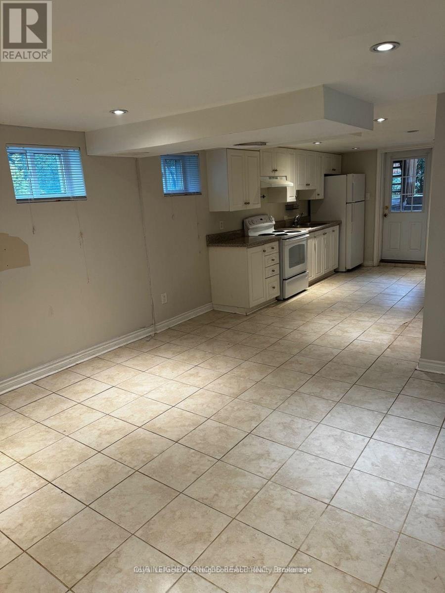 BSMT-105 Poyntz Avenue, Toronto, ON, M2N 1J3 - 2