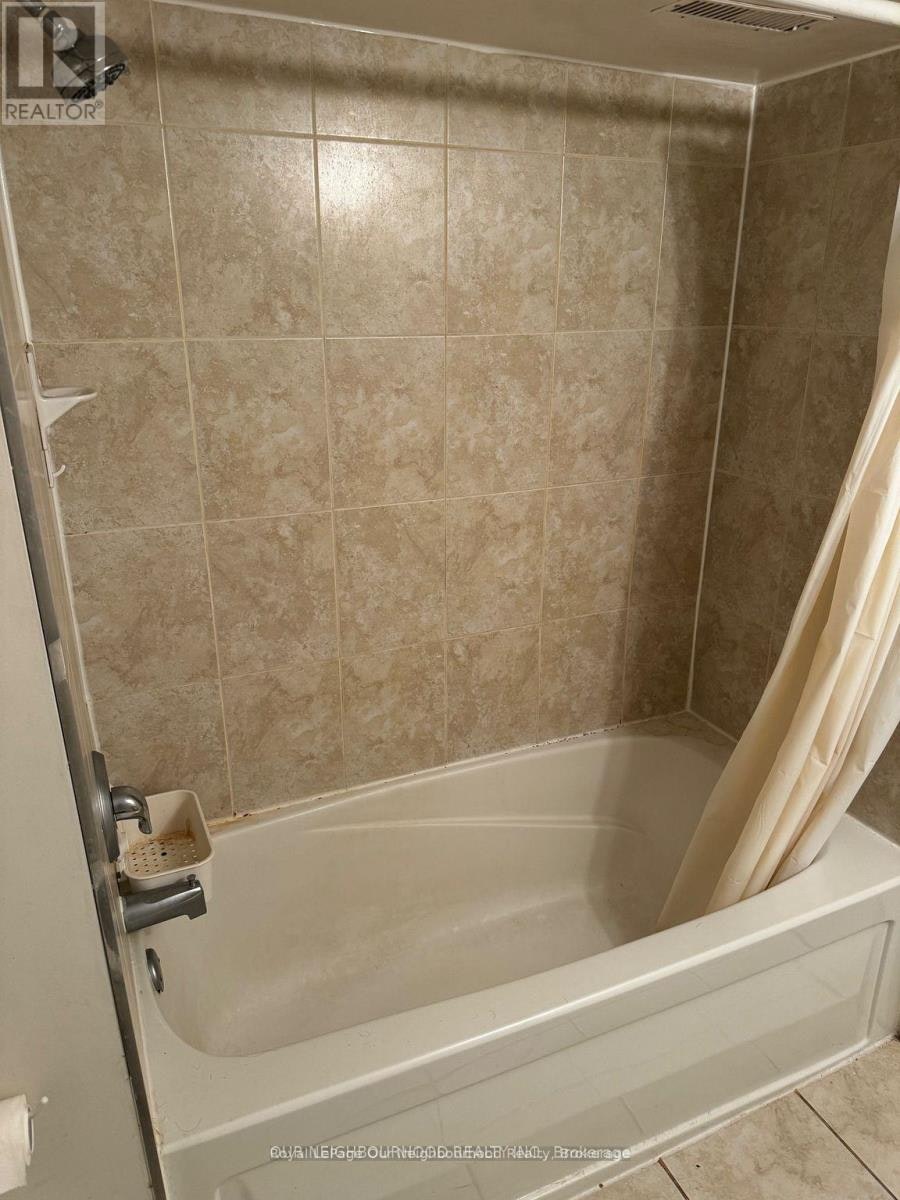 BSMT-105 Poyntz Avenue, Toronto, ON, M2N 1J3 - 3