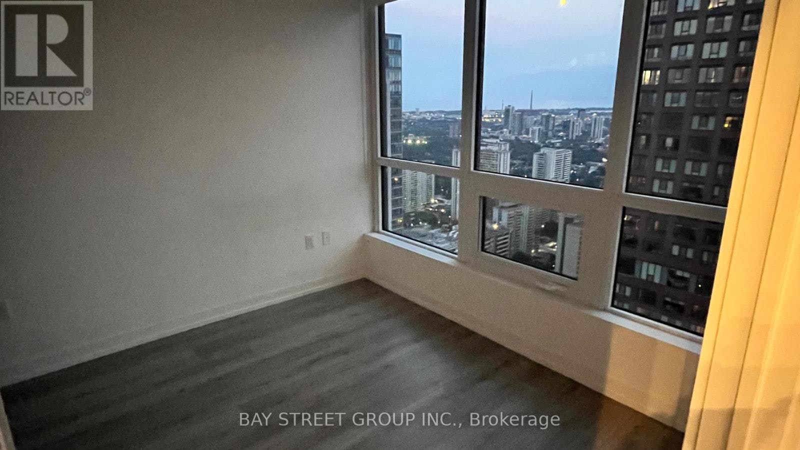 4702-395 Bloor Street E, Toronto, ON, M4W 1H7 - 5