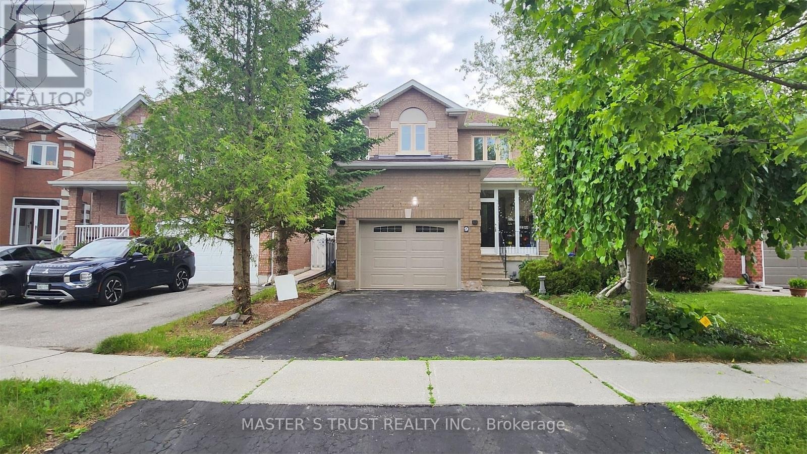 9 Springer Drive, Richmond Hill, ON, L4C 0E9