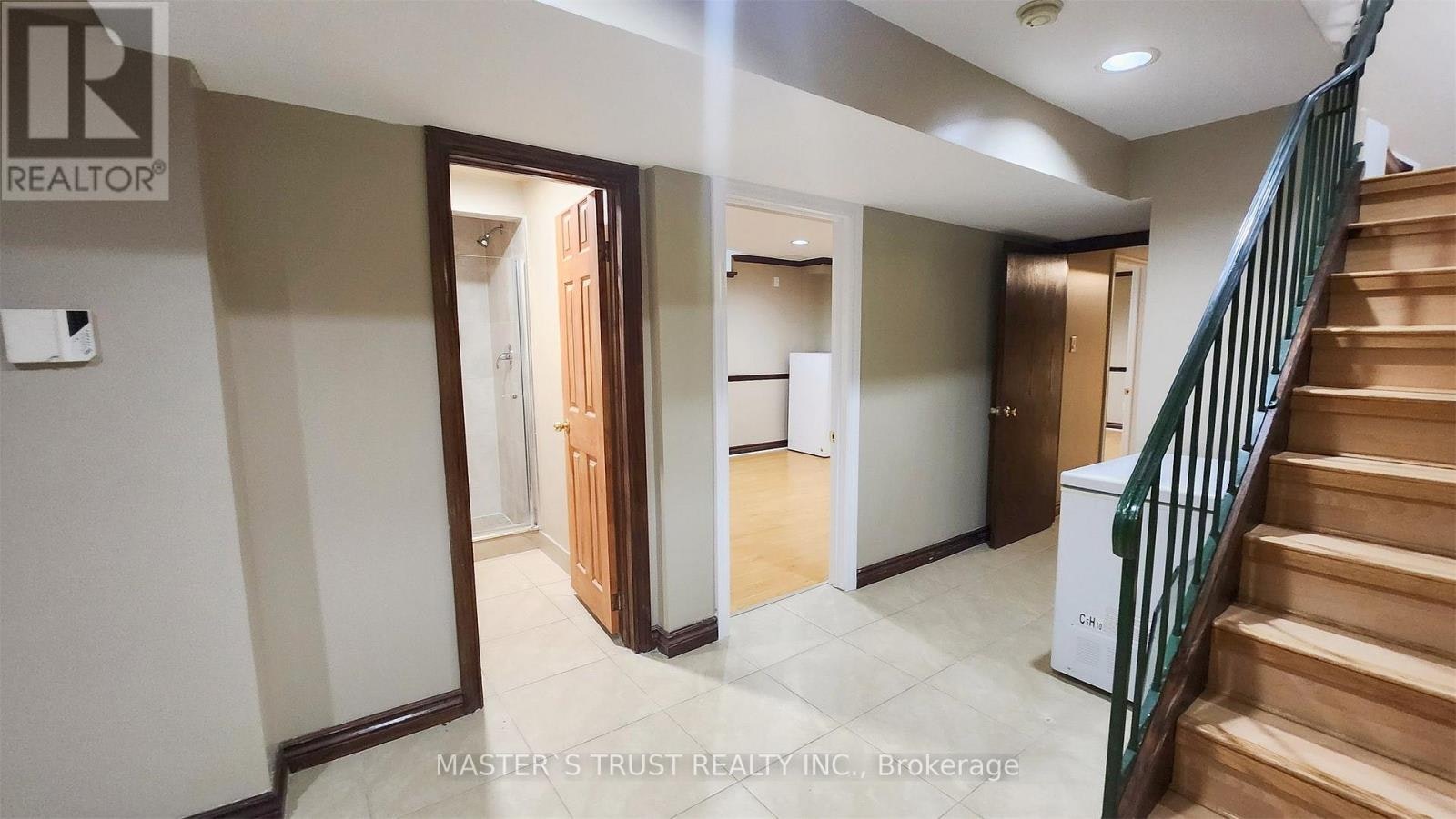 9 Springer Drive, Richmond Hill, ON, L4C 0E9 - 8