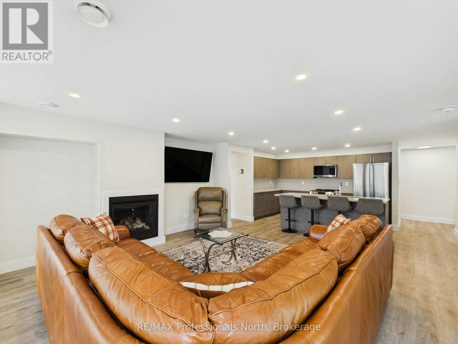 2-101 Tree Tops Lane, Huntsville, ON, P1H 1A9 - 8