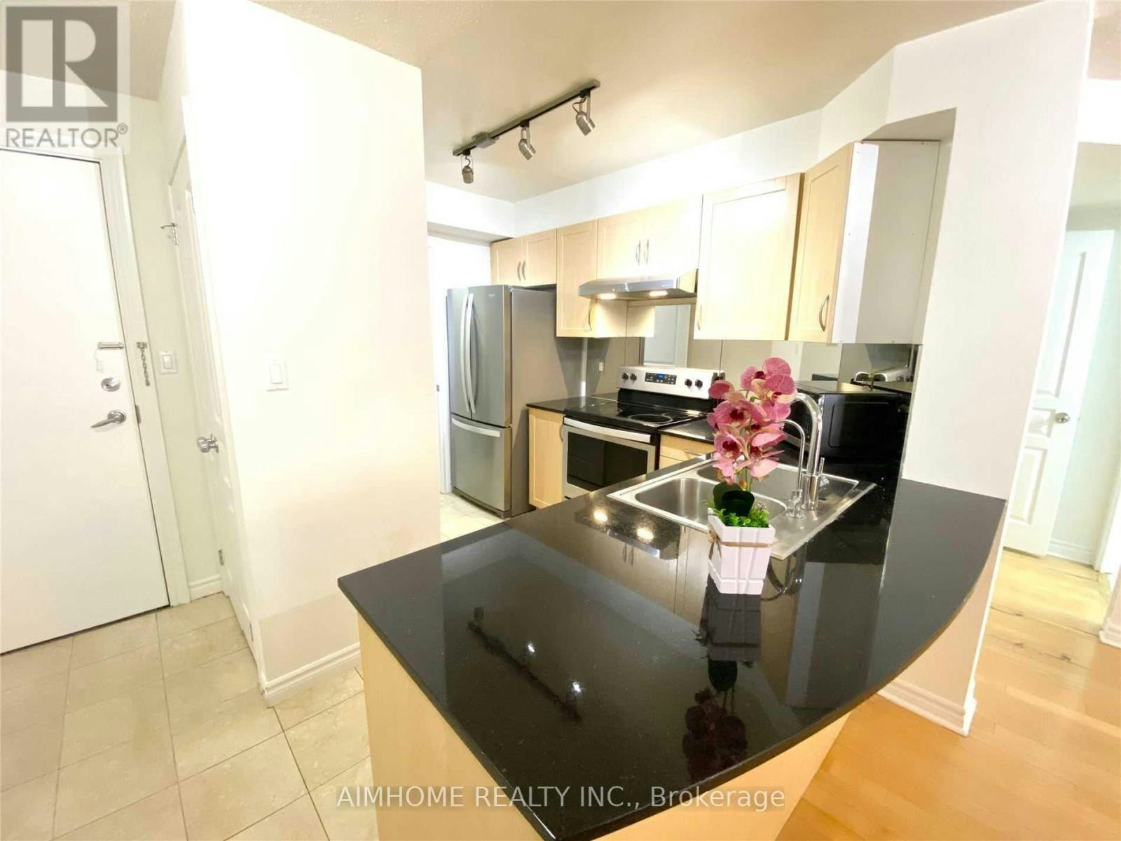301-801 Bay Street, Toronto, ON, M5S 1Y9 - 5