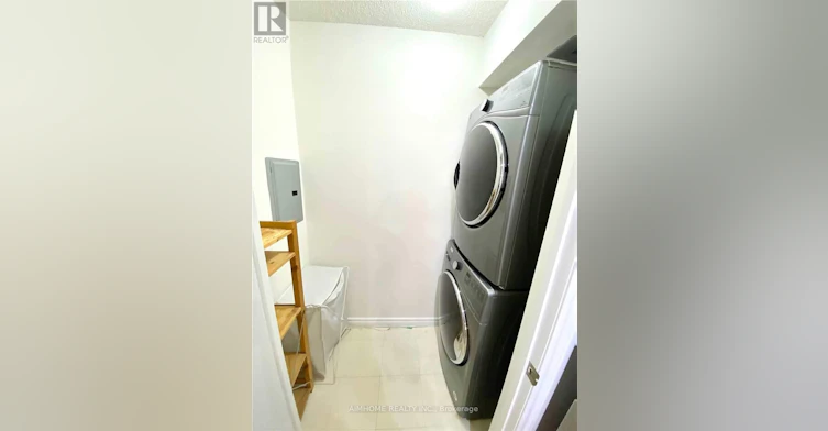 301-801 Bay Street, Toronto, ON, M5S 1Y9 - 14