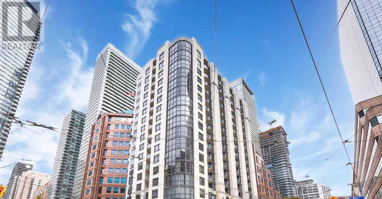 301-801 Bay Street, Toronto, ON, M5S 1Y9
