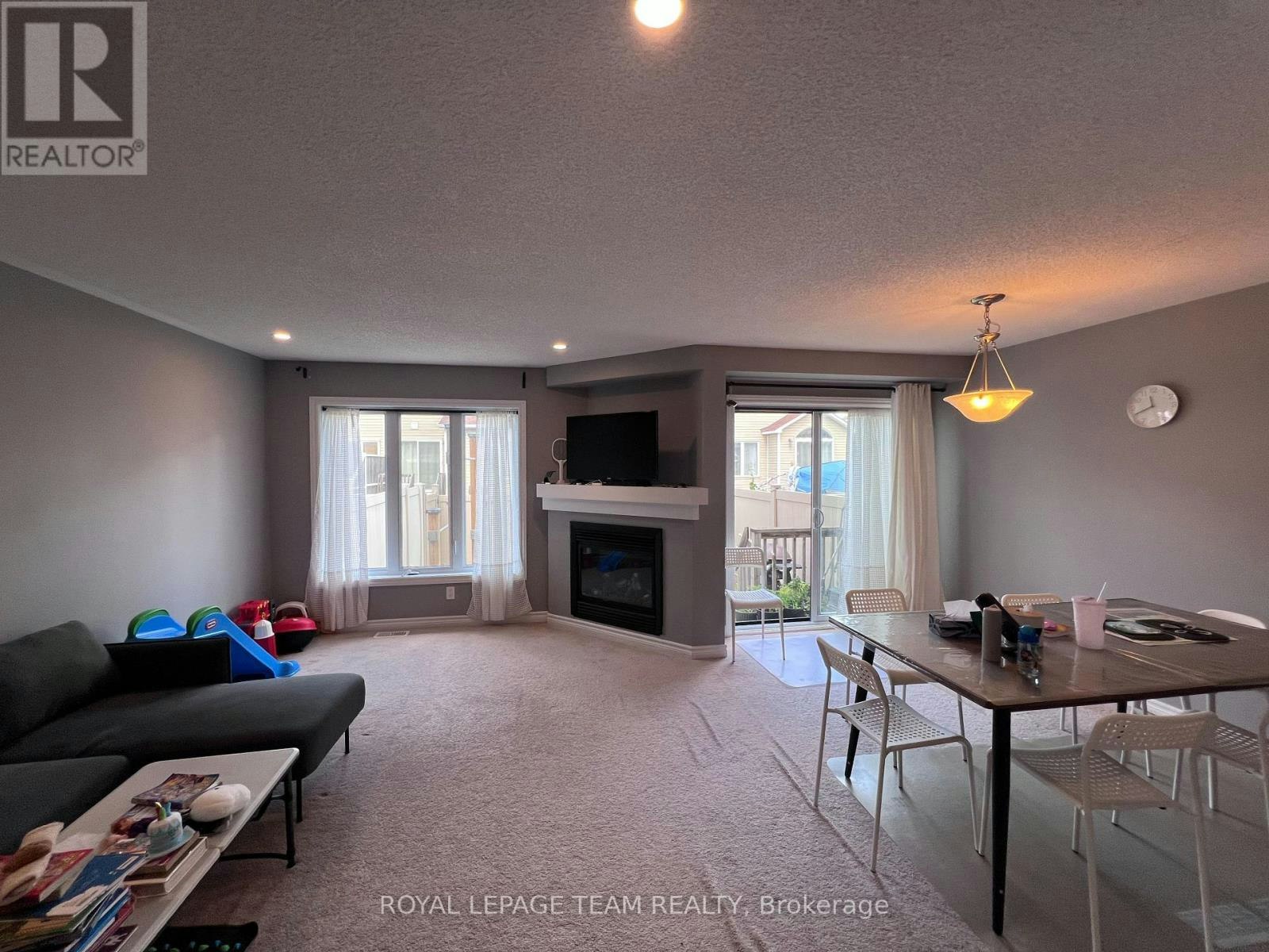 450 Silverstone Way, Ottawa, ON, K2J 5X4 - 4