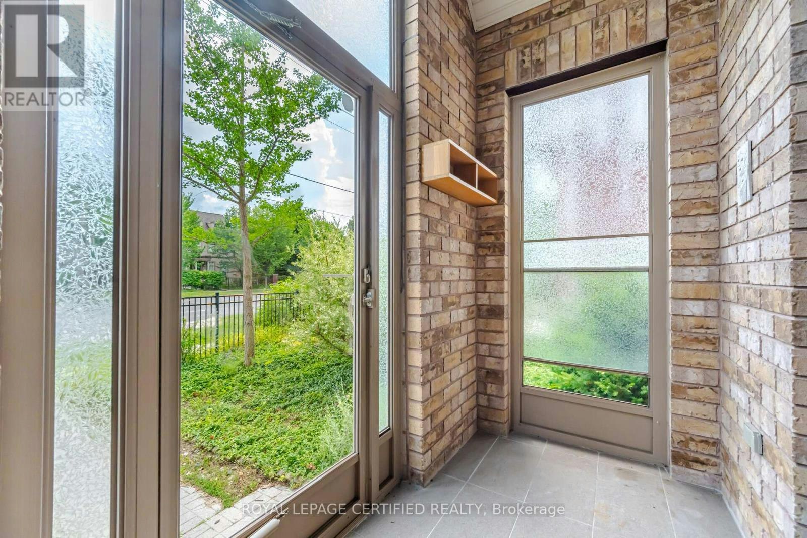 3555 Eglinton Avenue W, Mississauga, ON, L5M 7T3 - 2