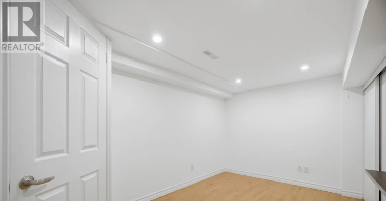 3555 Eglinton Avenue W, Mississauga, ON, L5M 7T3 - 26