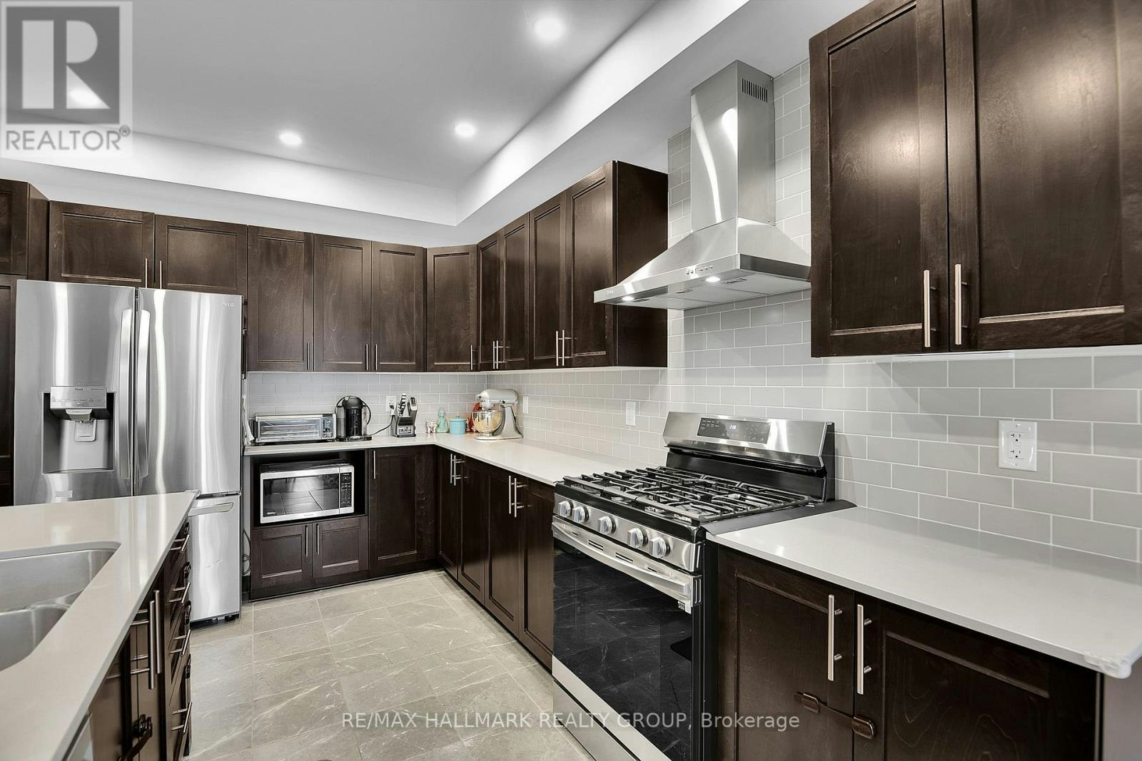 23 Peony Lane, Ottawa, ON, K4M 0M3 - 10