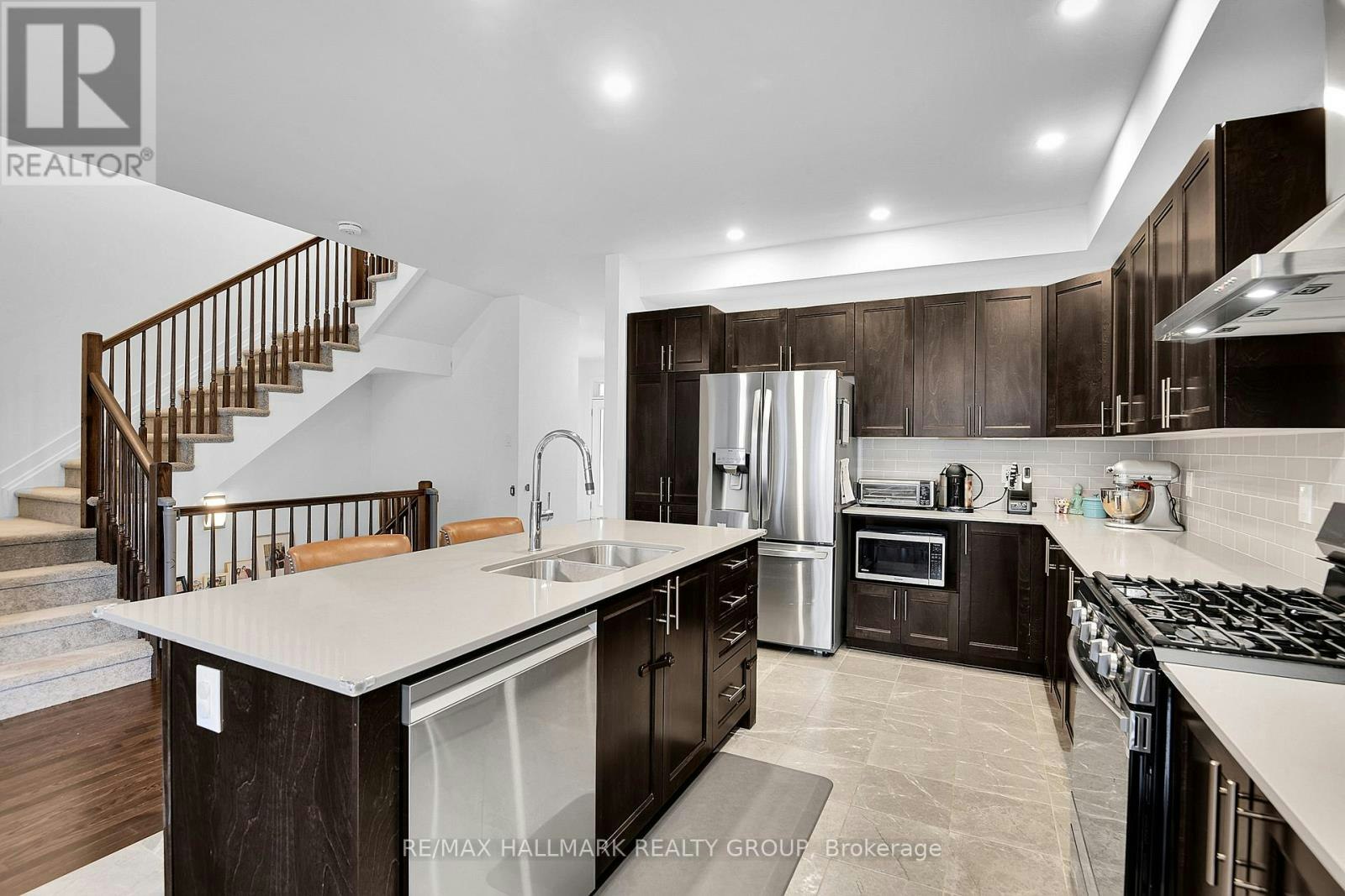 23 Peony Lane, Ottawa, ON, K4M 0M3 - 9