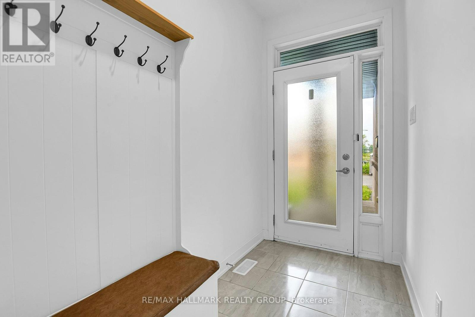 23 Peony Lane, Ottawa, ON, K4M 0M3 - 3