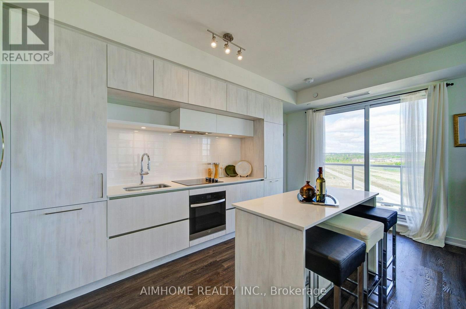 829-2 David Eyer Road E, Richmond Hill, ON, L4S 0N6