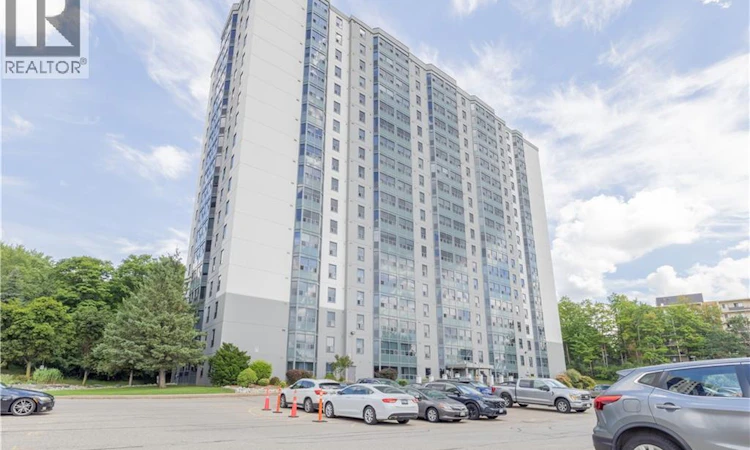 708-55 Green Valley Drive