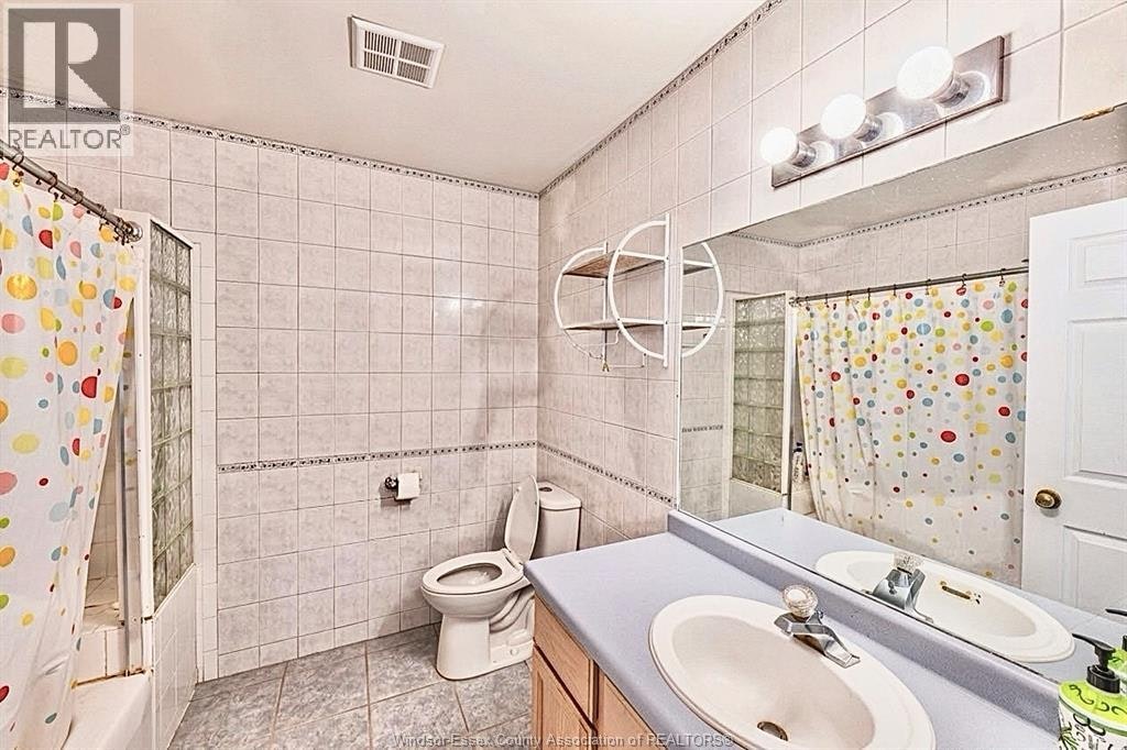 1328 Imperial Crescent, Windsor, ON, N9G 2T5 - 13