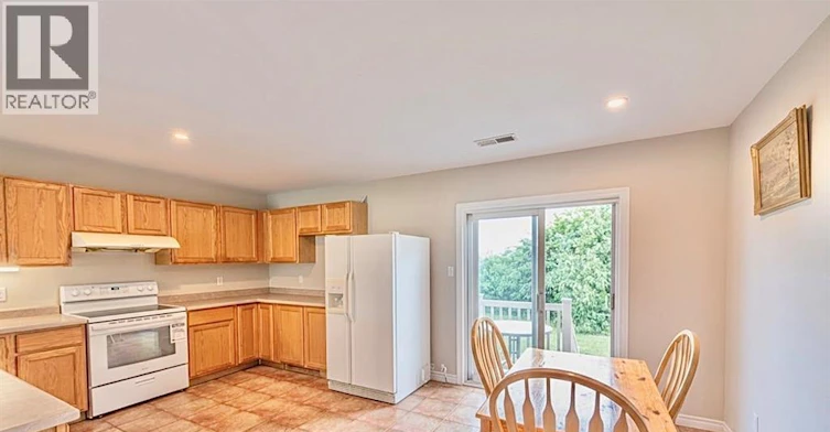 1328 Imperial Crescent, Windsor, ON, N9G 2T5 - 8