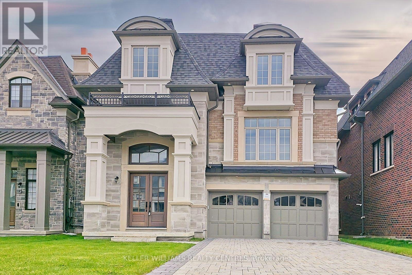 7 Becky Cheung Court, Toronto, ON, M2M 2E7 - 3