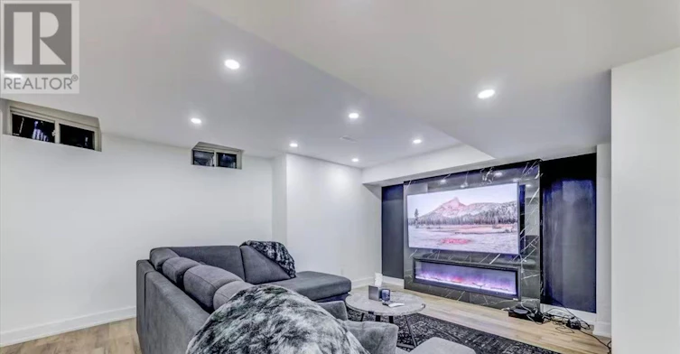 1258 Atkins Dr Drive, Newmarket, ON, L3X 0E1 - 7