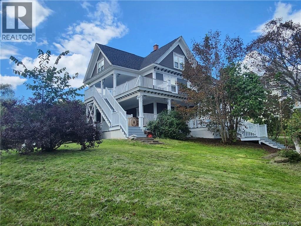 17 Pleasant Street, Hillsborough, NB, E4H 3A6