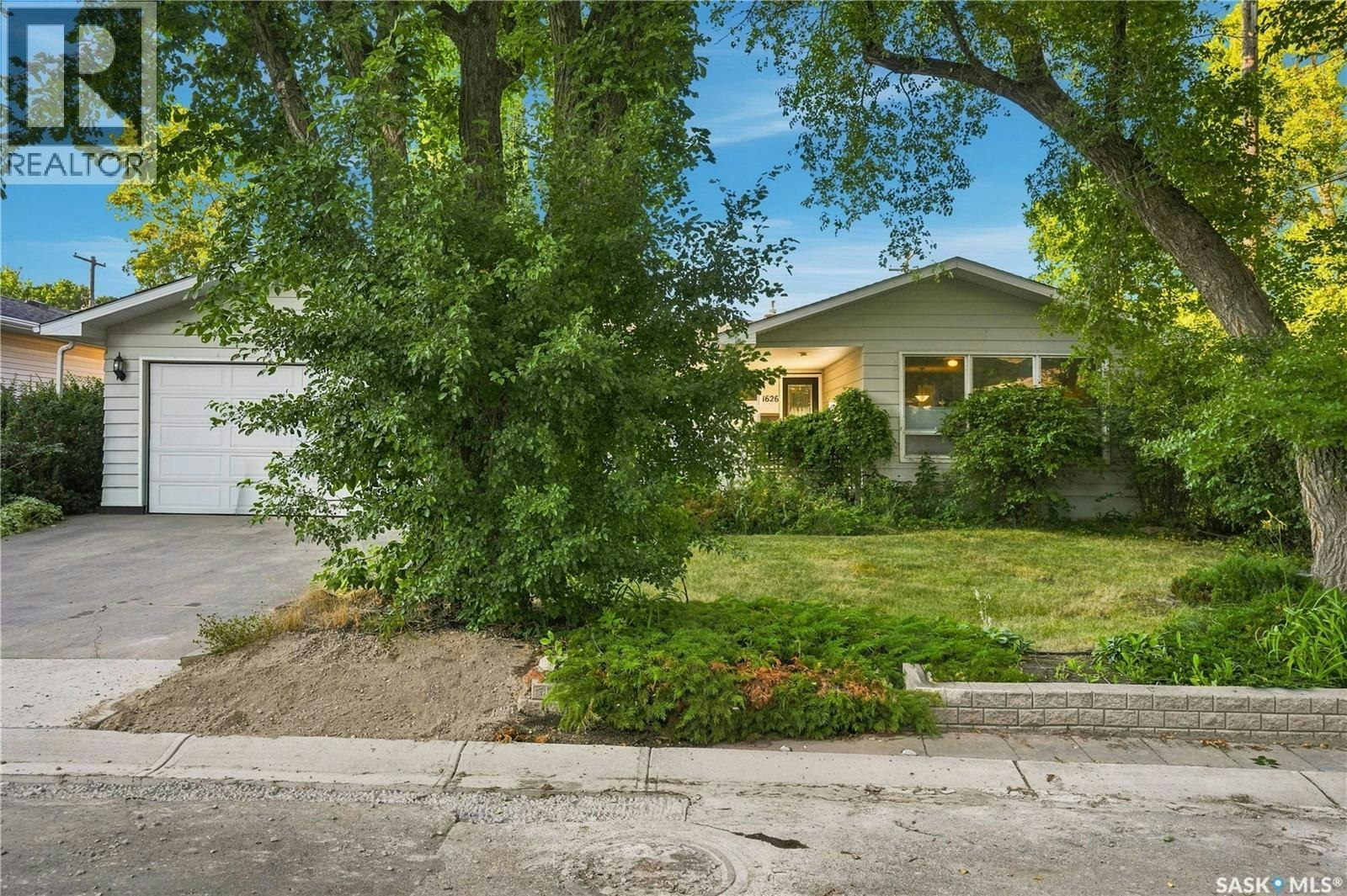 1626 Uhrich Avenue, Regina, SK, S4S 4R5