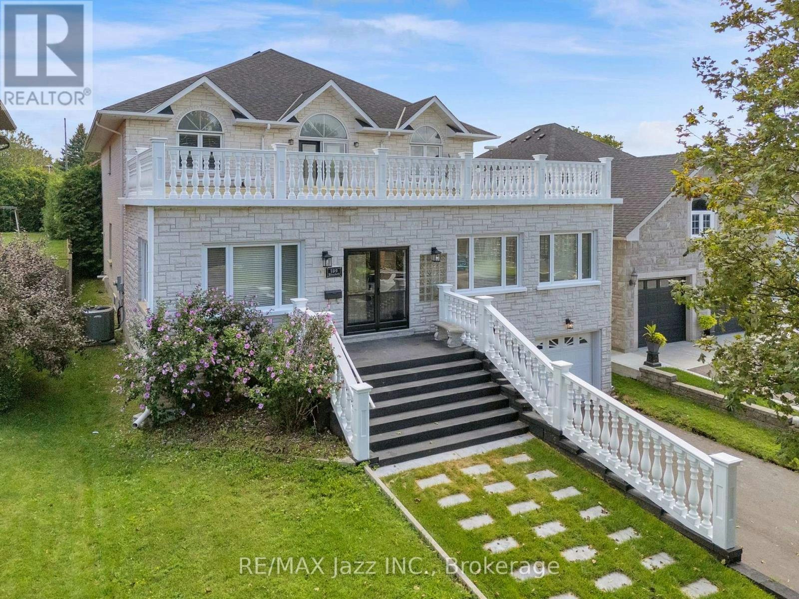 109 Elizabeth Street, Oshawa, ON, L1J 8H3