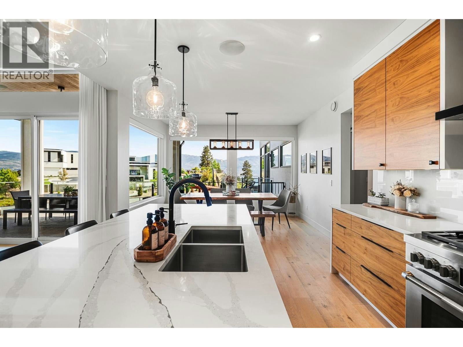 3276 Vineyard View Drive, West Kelowna, BC, V4T 3M3 - 7