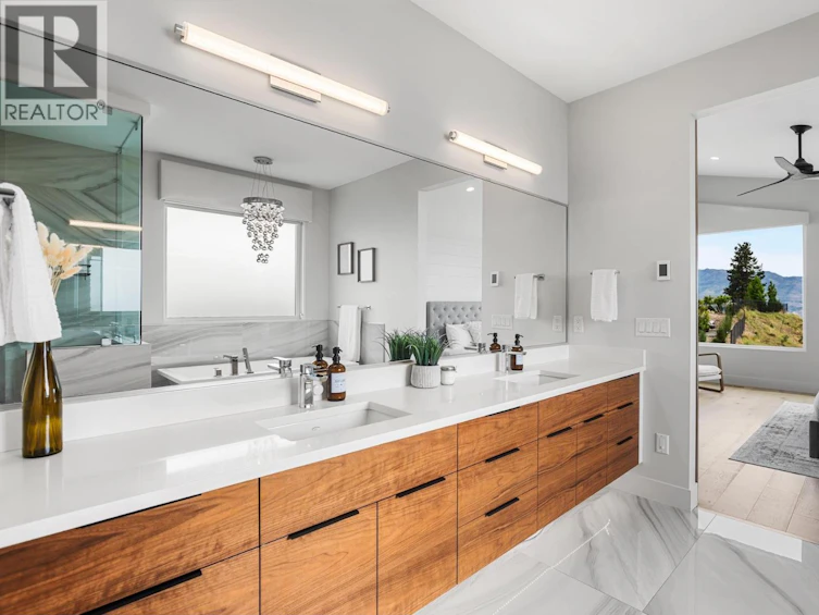 3276 Vineyard View Drive, West Kelowna, BC, V4T 3M3 - 15
