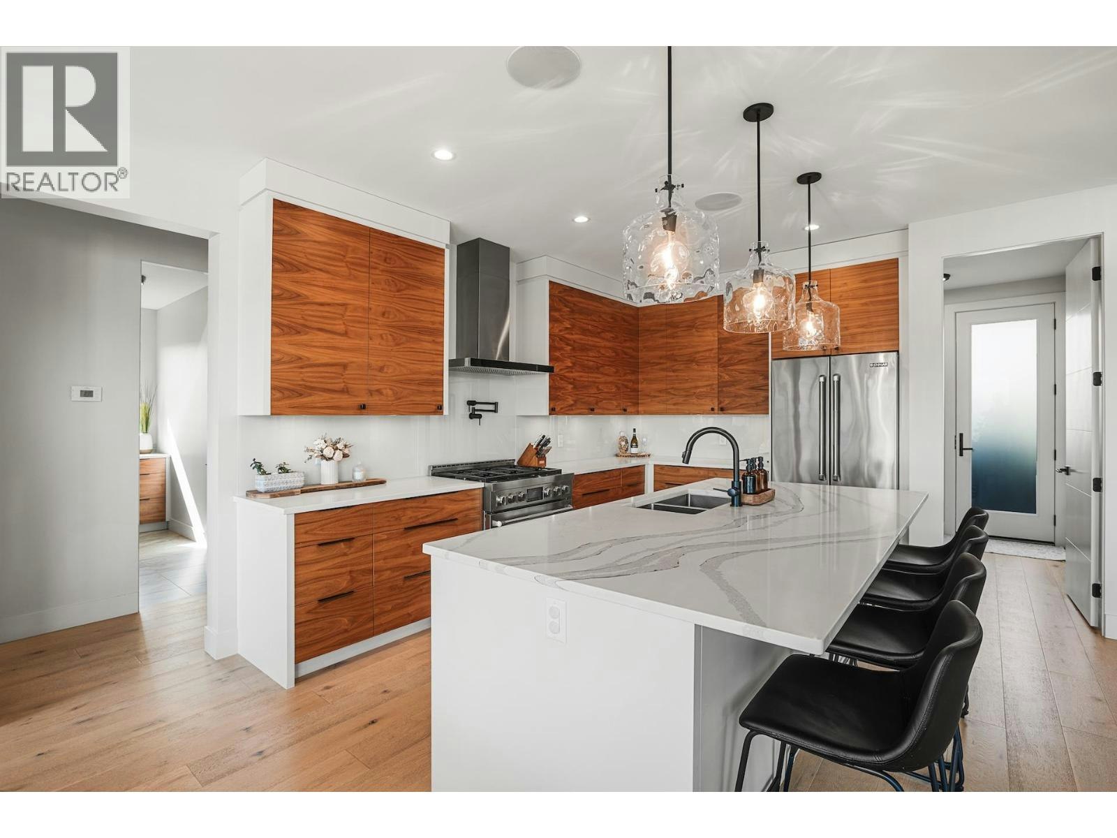 3276 Vineyard View Drive, West Kelowna, BC, V4T 3M3 - 6