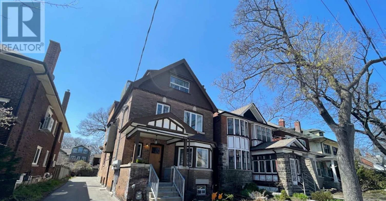 1-296 Runnymede Road, Toronto, ON, M6S 2Y6 - 2