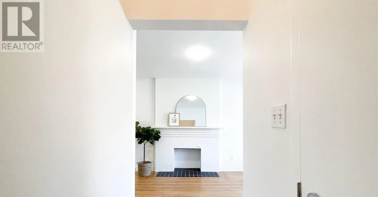 1-296 Runnymede Road, Toronto, ON, M6S 2Y6 - 5
