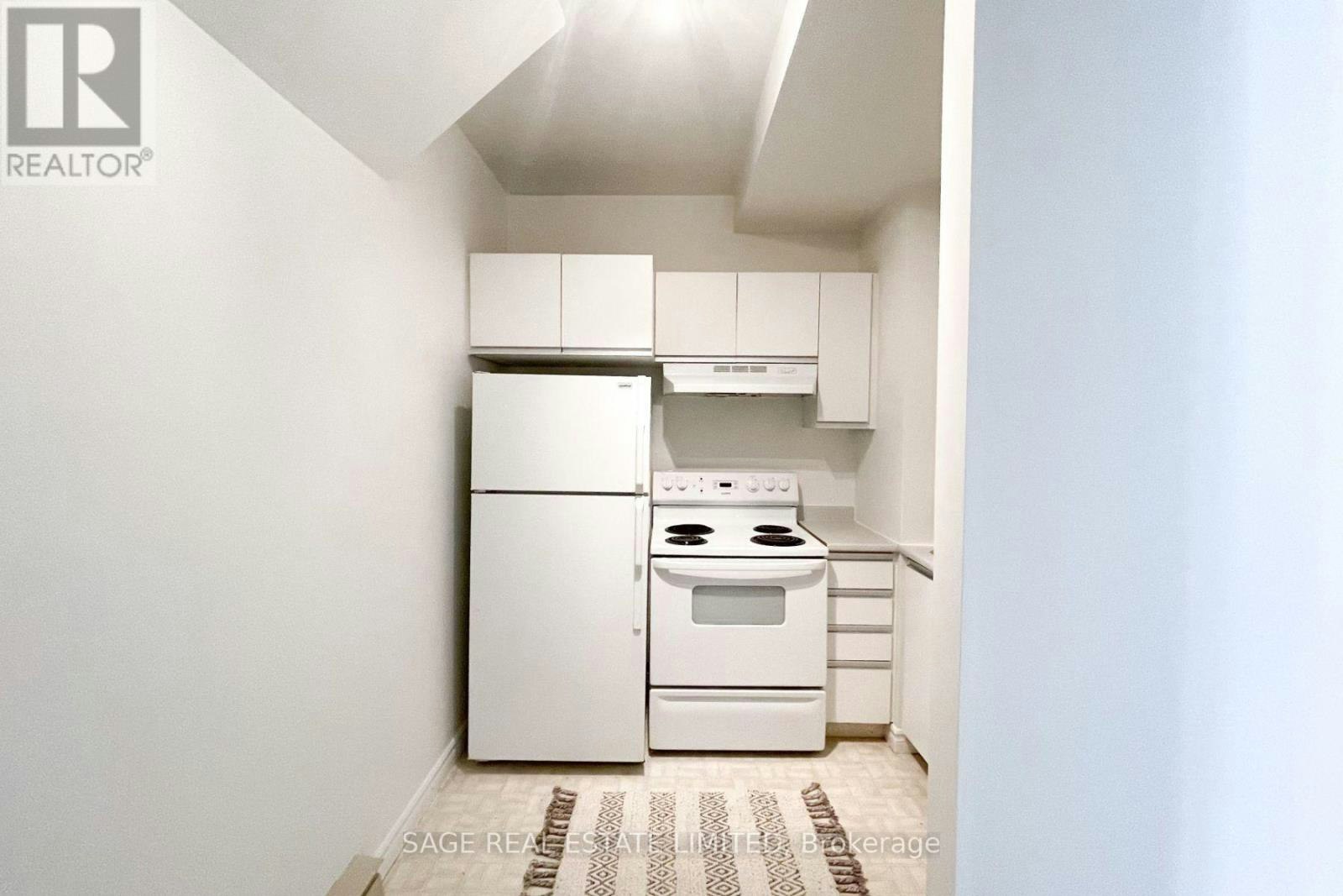 1-296 Runnymede Road, Toronto, ON, M6S 2Y6 - 12