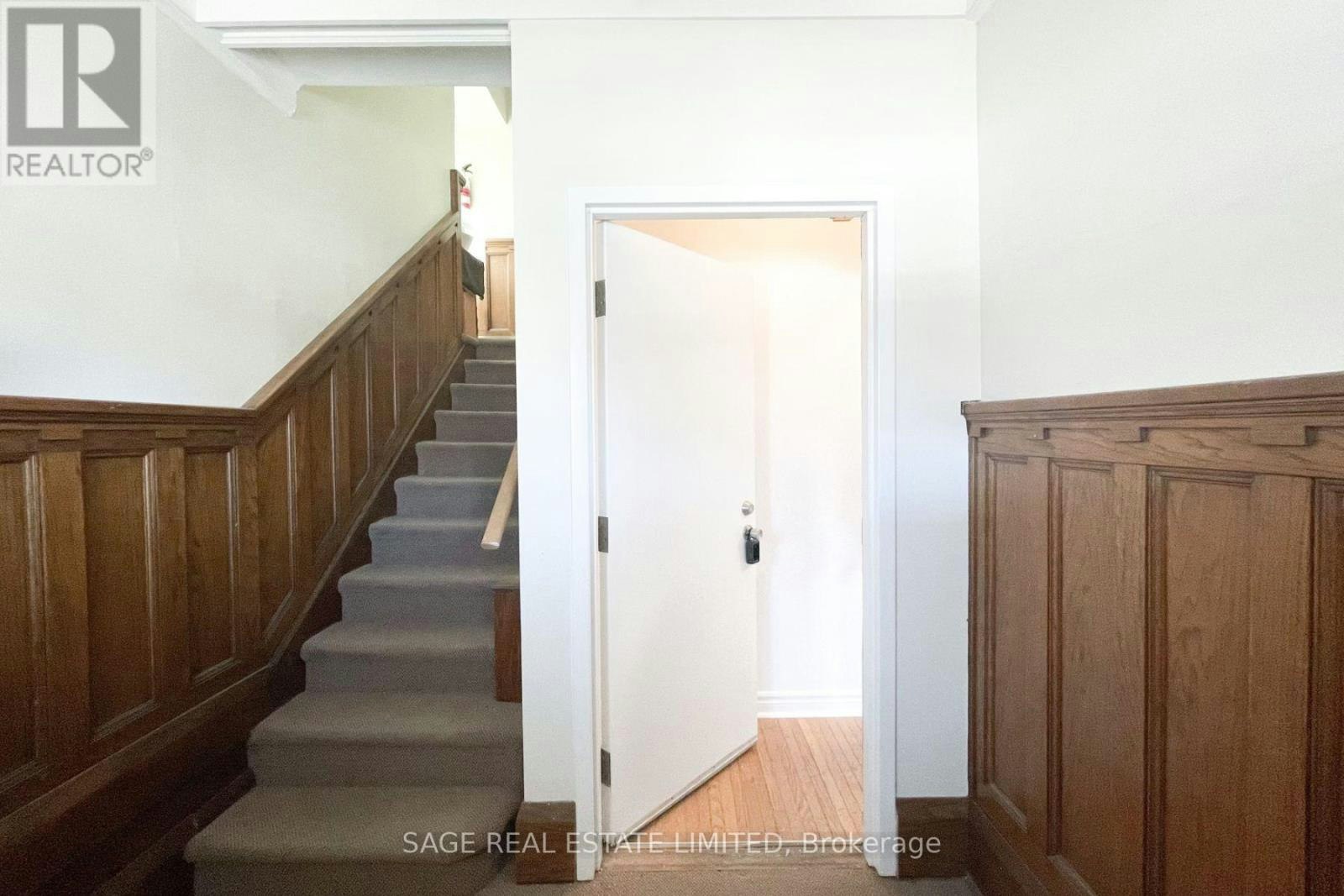 1-296 Runnymede Road, Toronto, ON, M6S 2Y6 - 4