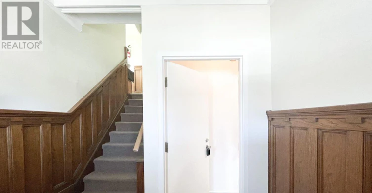 1-296 Runnymede Road, Toronto, ON, M6S 2Y6 - 4