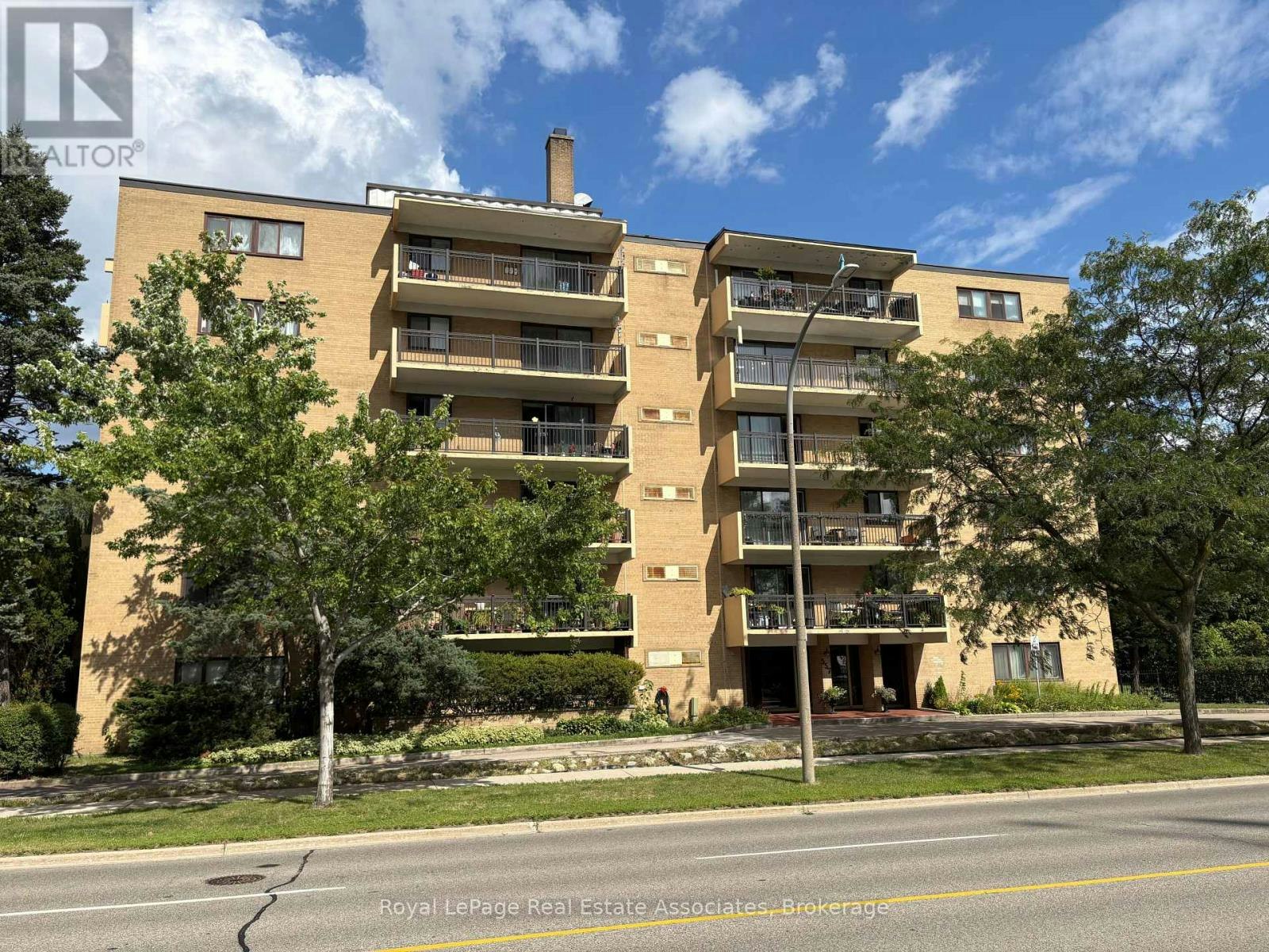 408-557 The East Mall, Toronto, ON, M9B 4A5