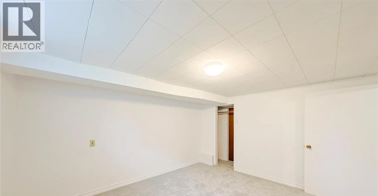 Lower-237 Essex Street, Sarnia, ON, N7T 4S3 - 11