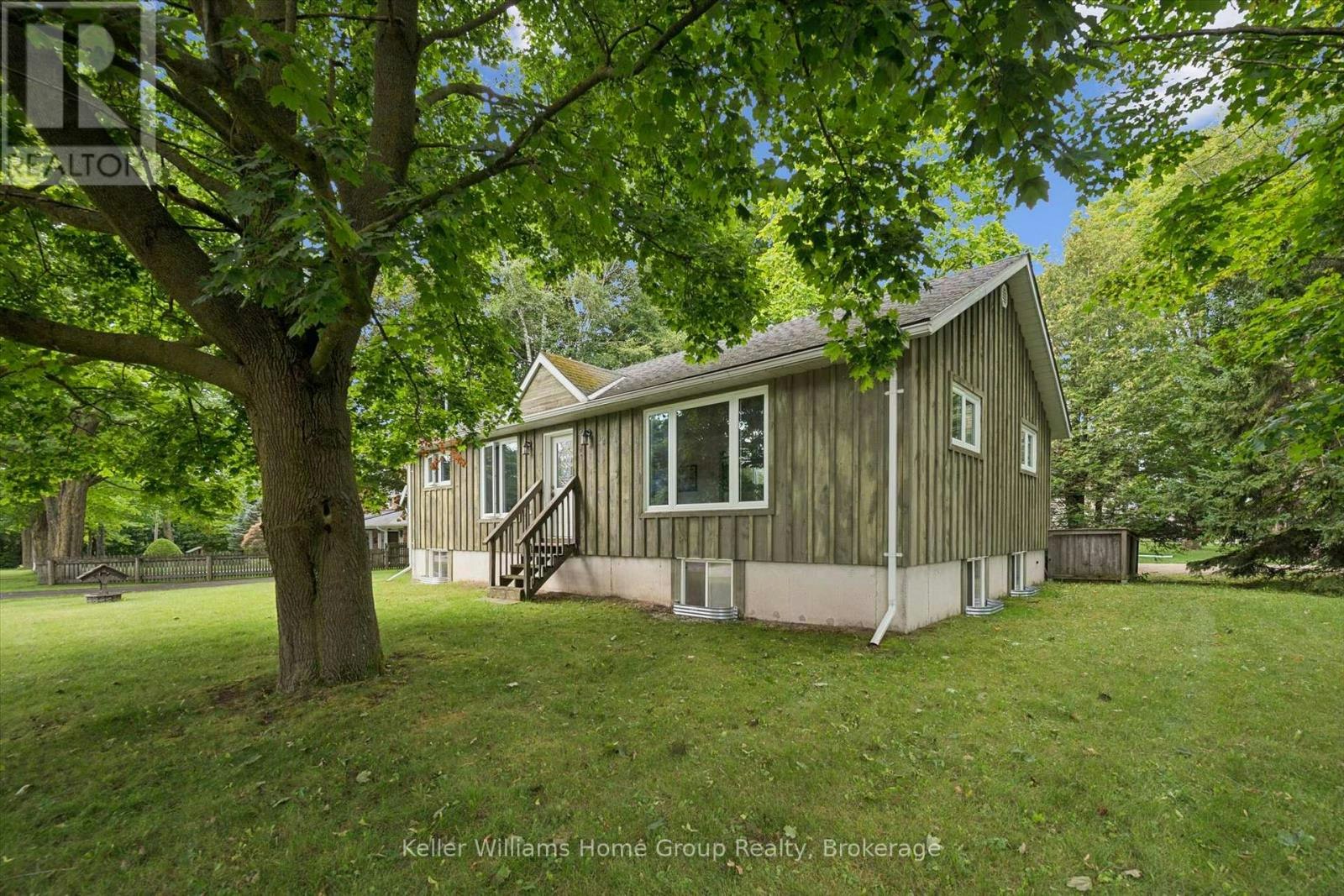 52 Cooper Street, East Luther Grand Valley, ON, L0N 1G0