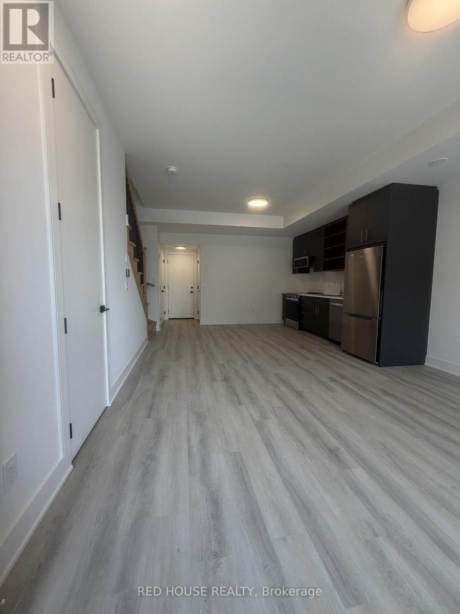 175 Everett Common, St. Catharines, ON, L2P 0G7 - 2