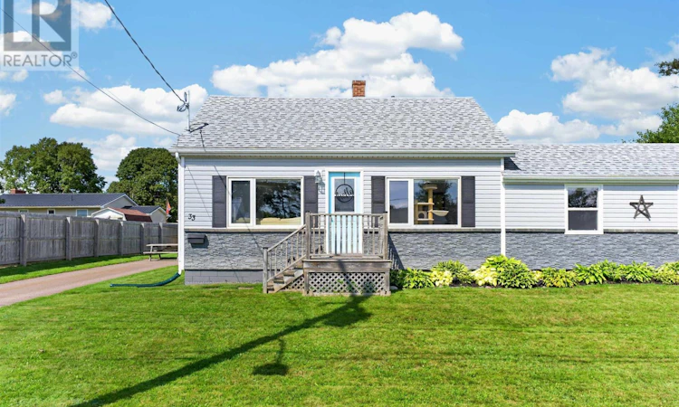 33 Bayview Drive