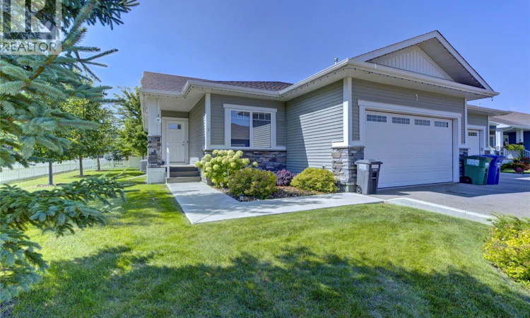 1-3206 11th Street W