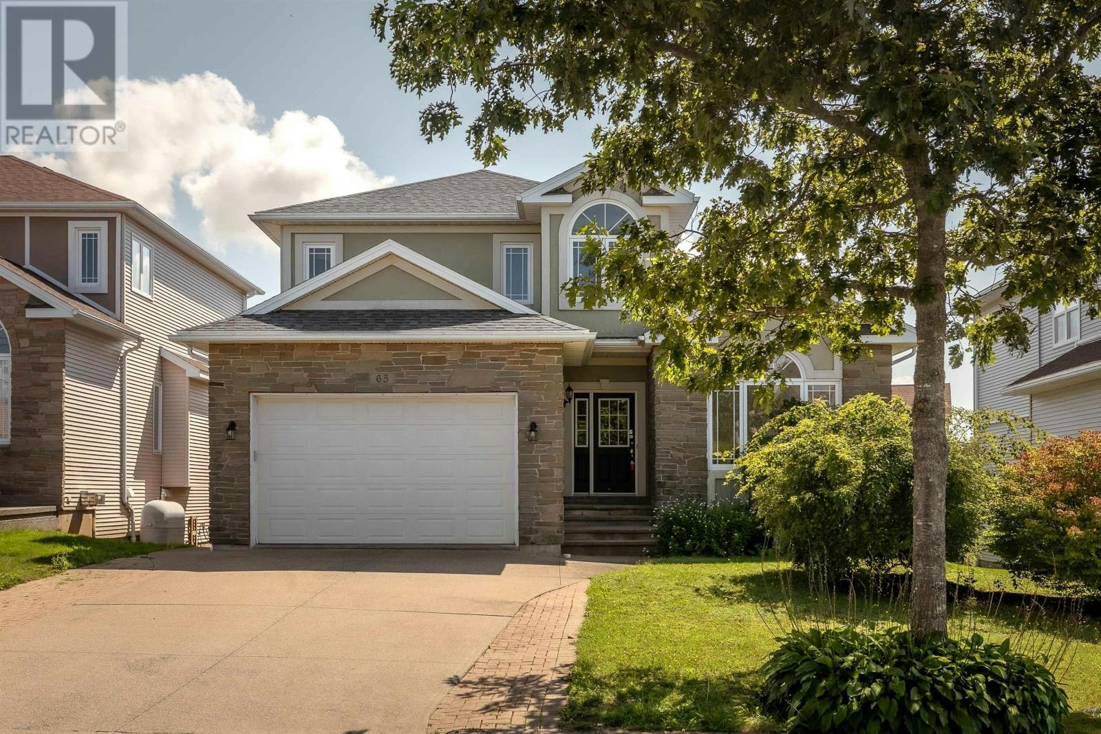 65 Stone Gate Drive, Halifax, NS, B3N 3J3