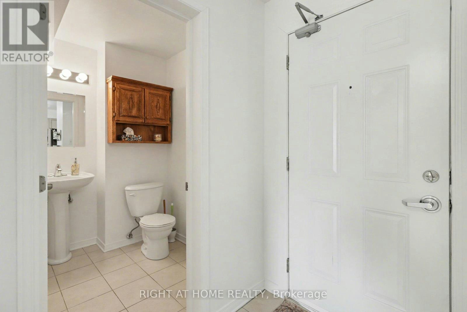 202-646 Cummings Avenue, Ottawa, ON, K1K 2K6 - 28