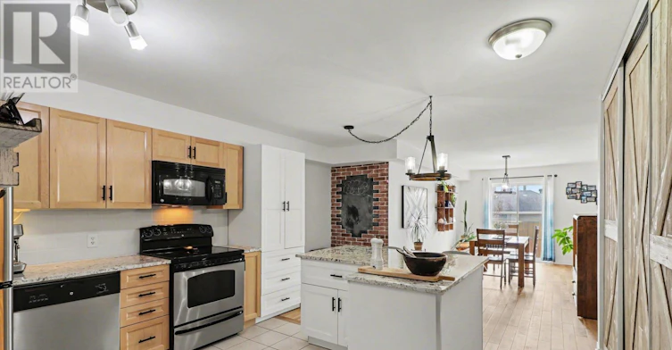 202-646 Cummings Avenue, Ottawa, ON, K1K 2K6 - 20