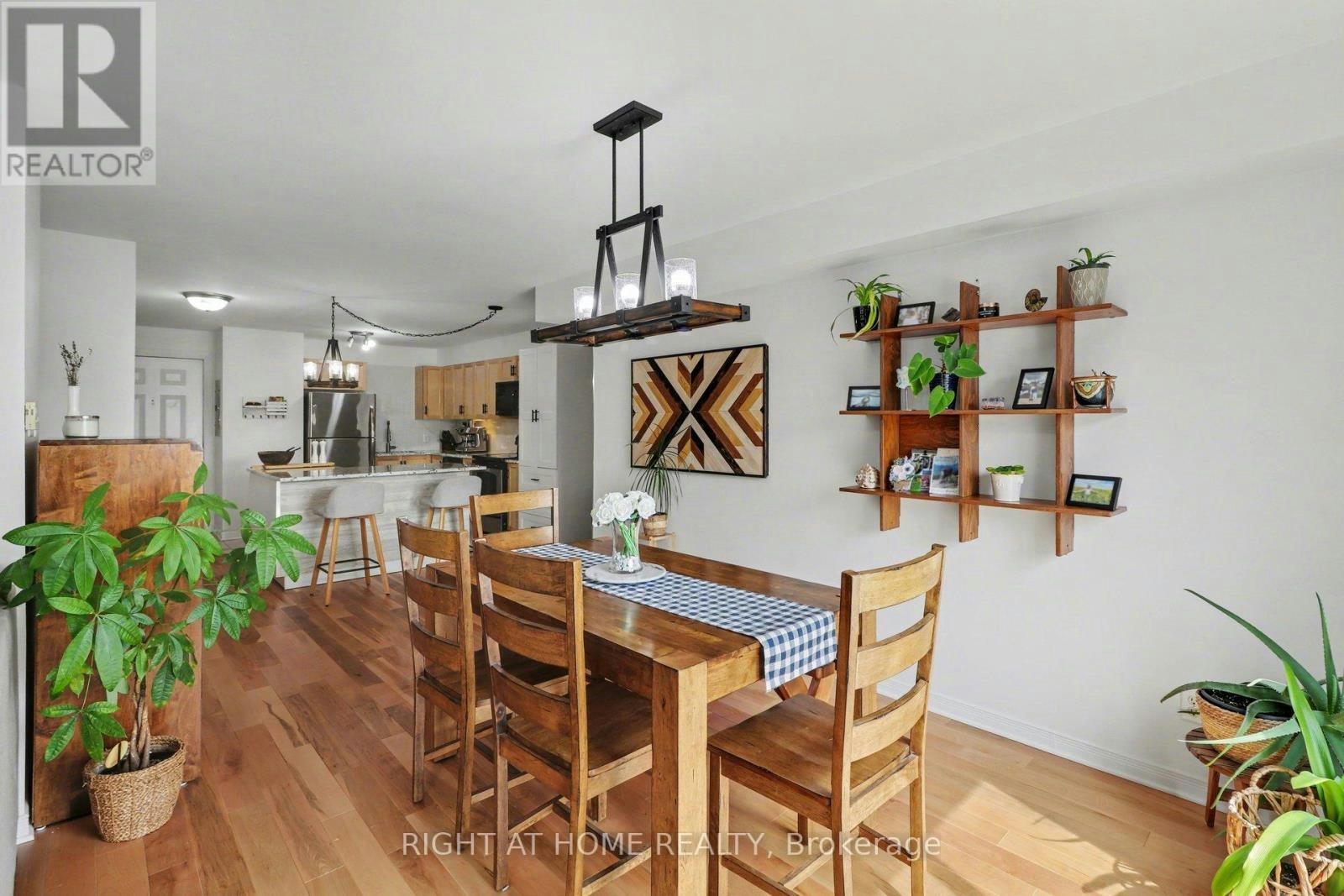 202-646 Cummings Avenue, Ottawa, ON, K1K 2K6 - 12