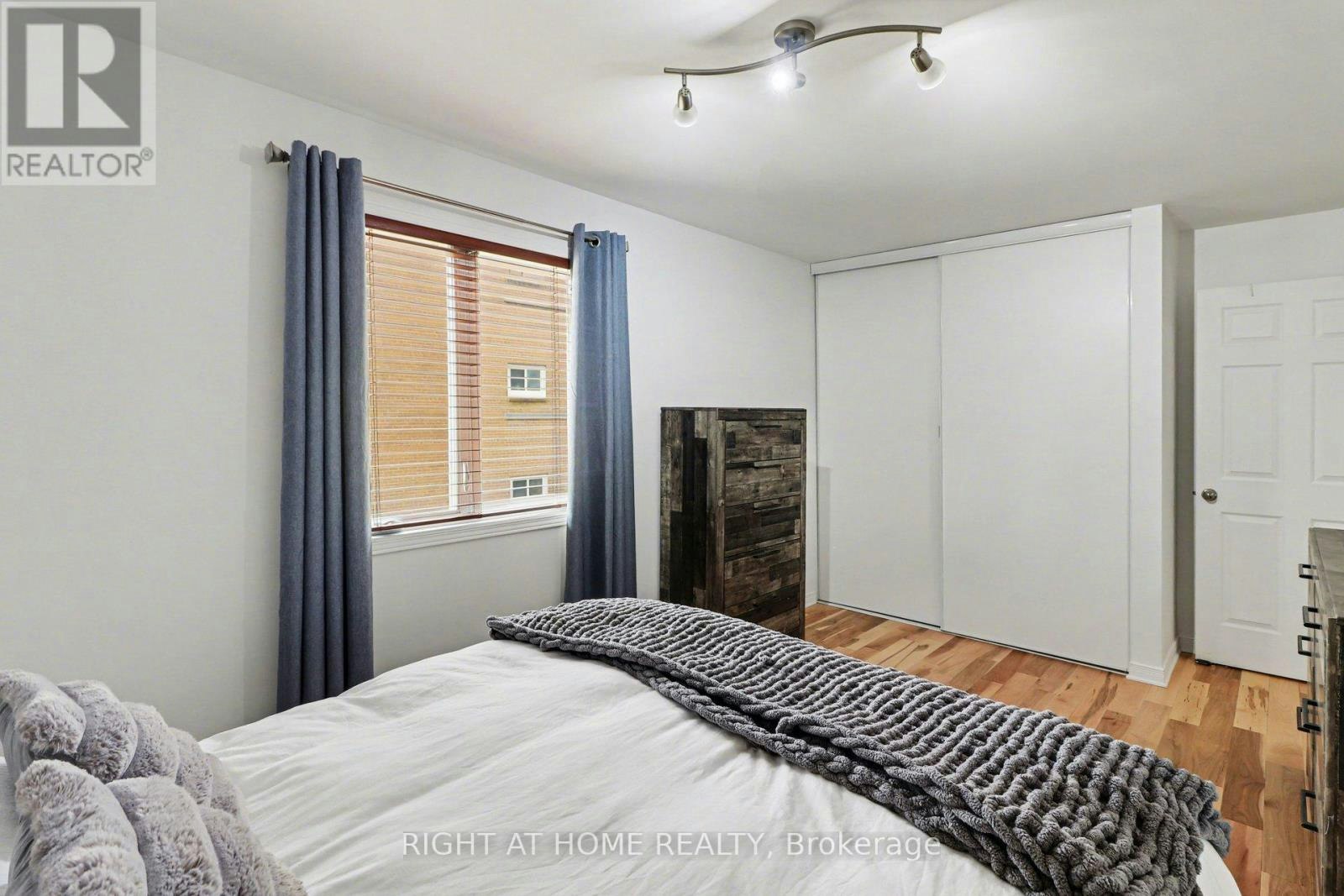 202-646 Cummings Avenue, Ottawa, ON, K1K 2K6 - 25