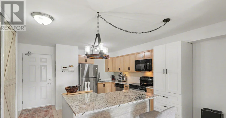 202-646 Cummings Avenue, Ottawa, ON, K1K 2K6 - 16