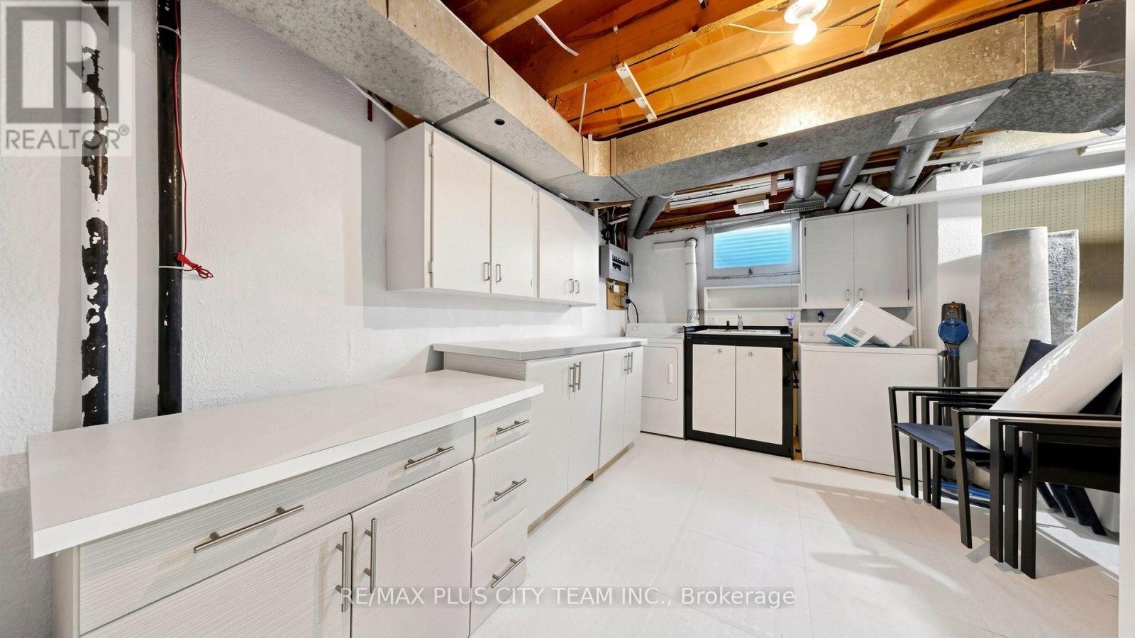 60 Tangle Briar Way, Toronto, ON, M2J 2M4 - 32