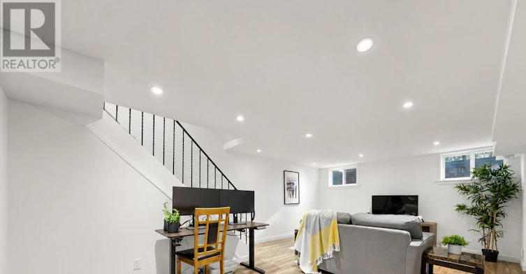 60 Tangle Briar Way, Toronto, ON, M2J 2M4 - 30