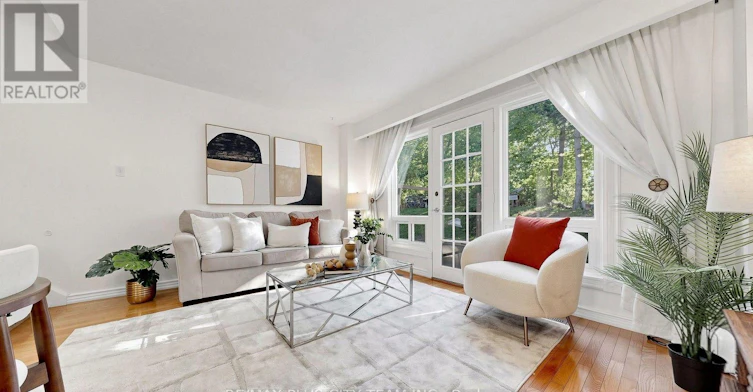 60 Tangle Briar Way, Toronto, ON, M2J 2M4 - 2