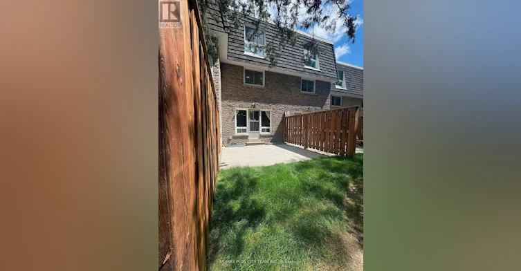60 Tangle Briar Way, Toronto, ON, M2J 2M4 - 36